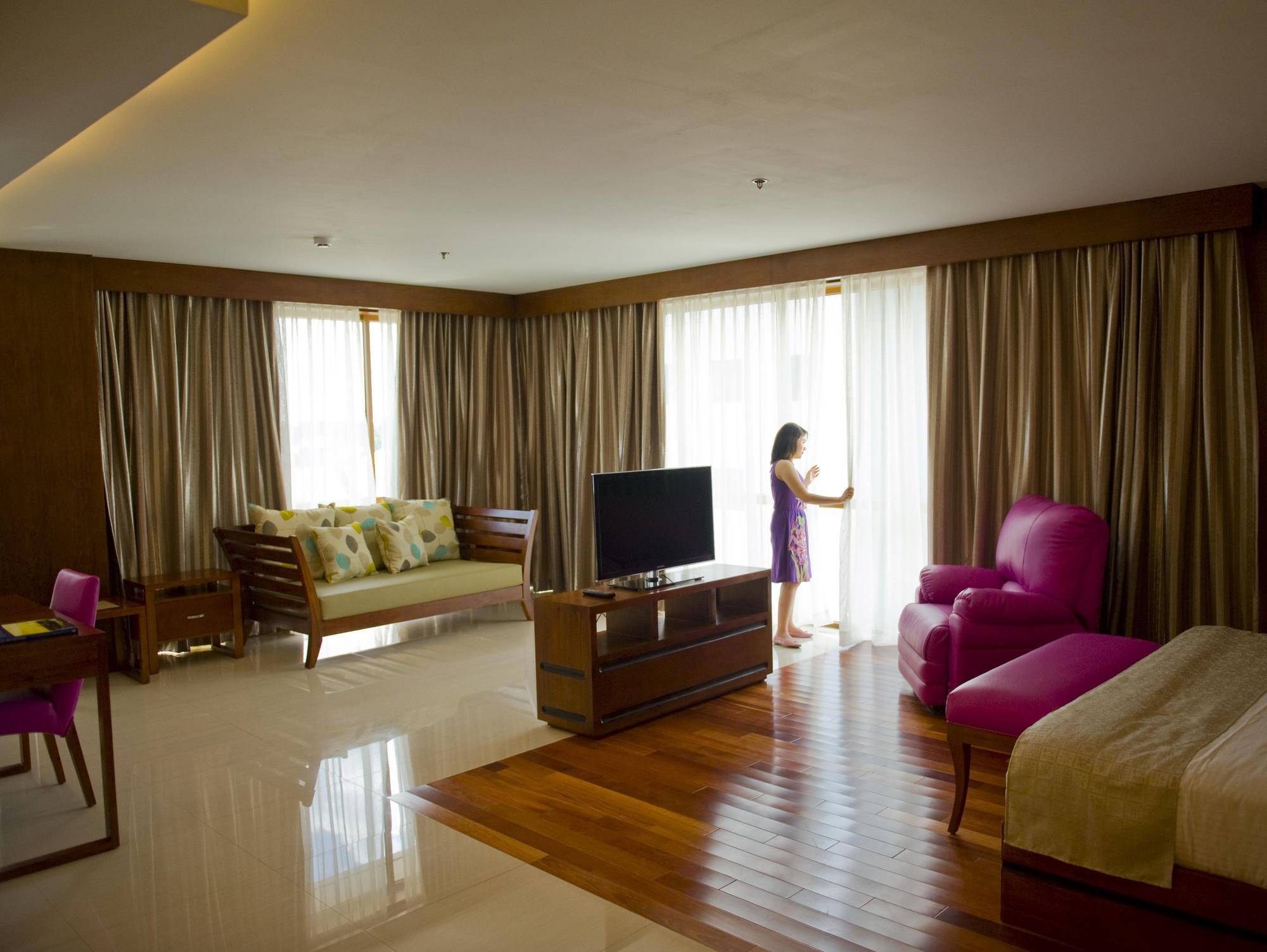 Skinetics Wellness Center Boutique Hotel Iloilo City Exteriör bild